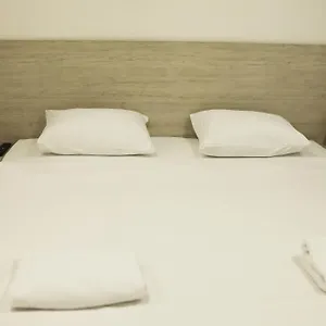 https://mini-otel-bely-quadrat.hotels-of-kiev.com